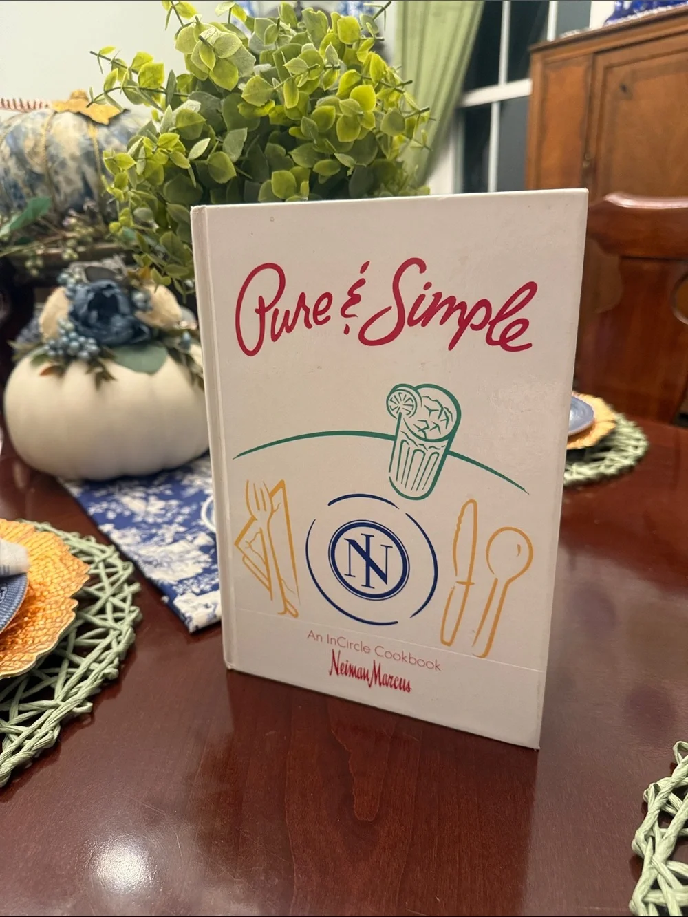 Neiman Marcus Pure & Simple Cookbook